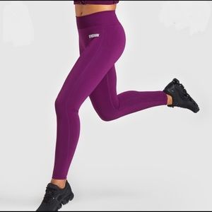 GYMSHARK lightweight seamless leggings Magenta MD